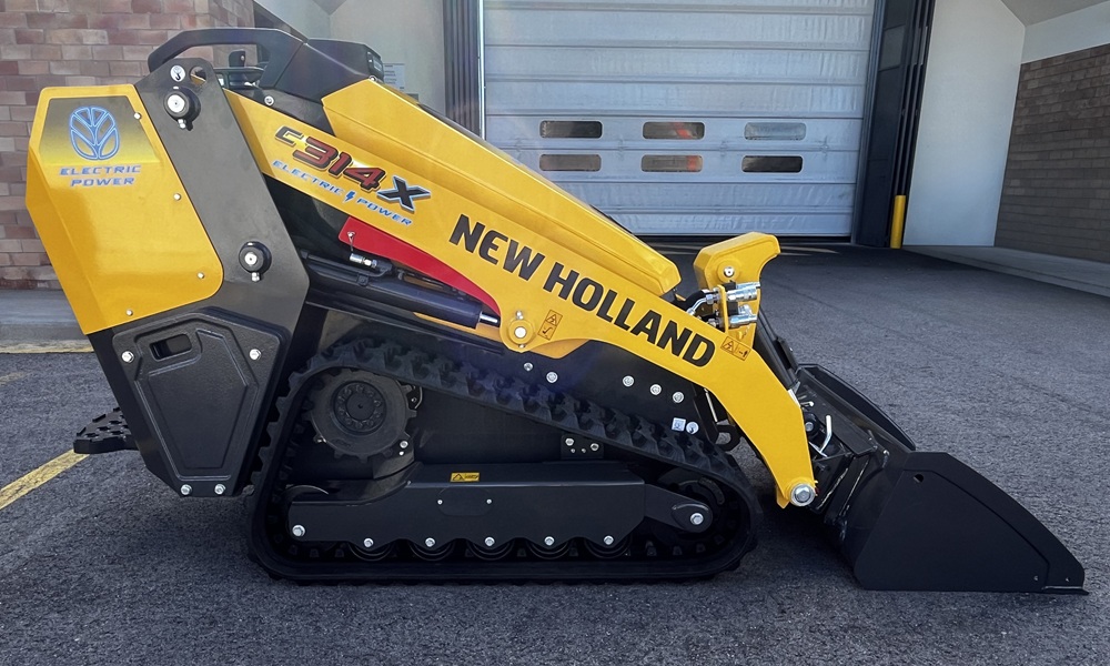 New Holland unveils C314X electric mini track loader