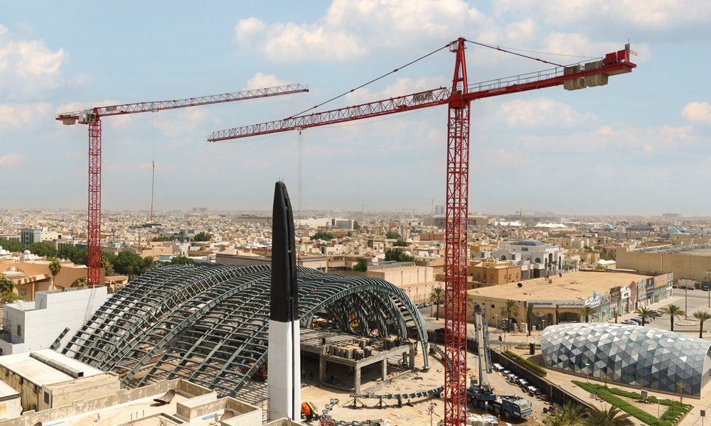 Wolffkran tower cranes supporting construction of landmark Sheikh Saleh Al-Rajhi Mosque in Riyadh