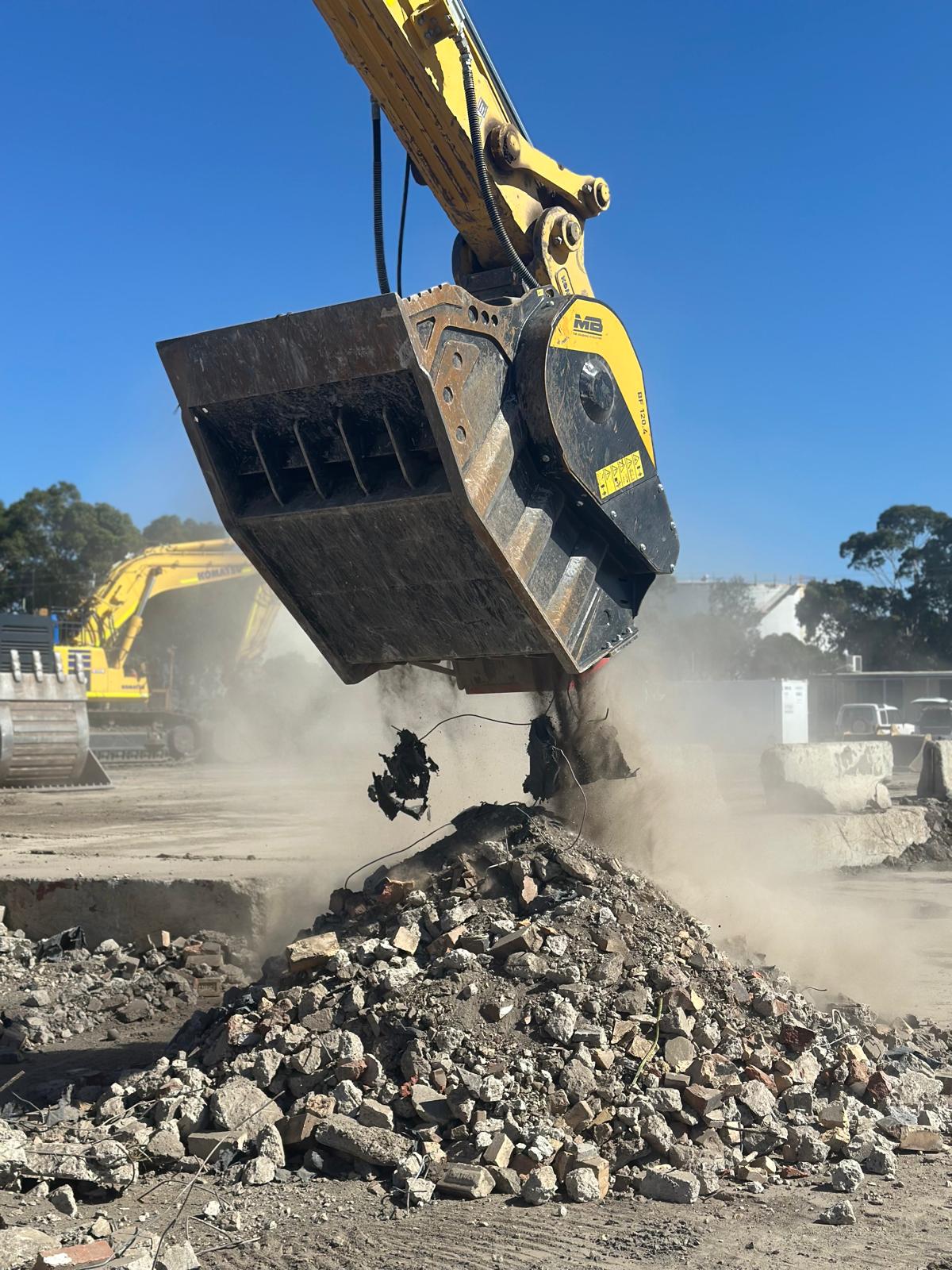 MB Crusher crusher attachment